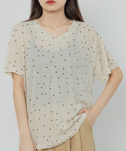 MAISON DE THERESE(メゾン ド テレーズ)の「ドットVネック半袖Tシャツ(Tシャツ/カットソー・レディース・グレー/ベージュ/ブラック・FREE)」の3枚目の写真