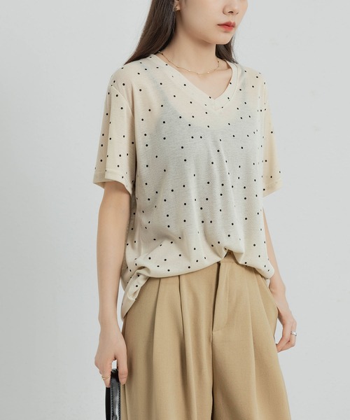 MAISON DE THERESE(メゾン ド テレーズ)の「ドットVネック半袖Tシャツ(Tシャツ/カットソー・レディース・グレー/ベージュ/ブラック・FREE)」の6枚目の写真