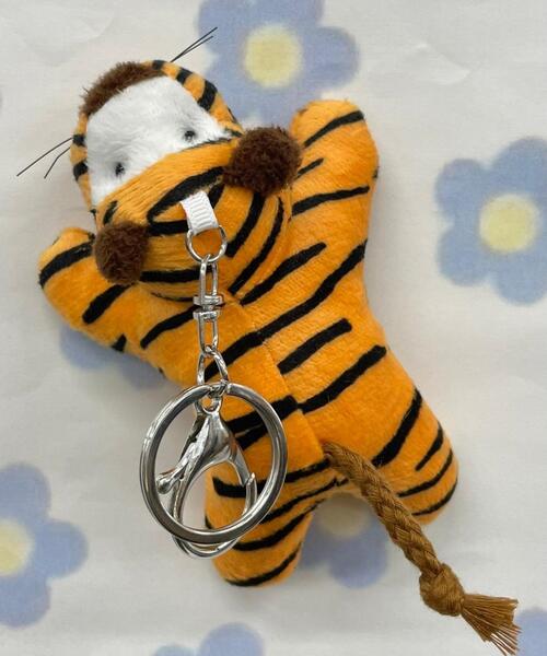 WEGO（ウィゴー）の「WEGO/ひっつきあにまるぬいぐるみキーホルダー（キーホルダー・レディース・その他5/その他3/その他2/その他1/その他7/その他4/その他6・FREE）」の2枚目の写真