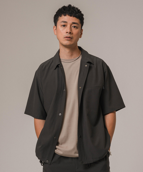 EDIFICE（エディフィス）の「テックエアー ウーブン コーチシャツ（シャツ/ブラウス・メンズ・チャコールグレー/ブラック・SMALL/MEDIUM/LARGE）」の21枚目の写真