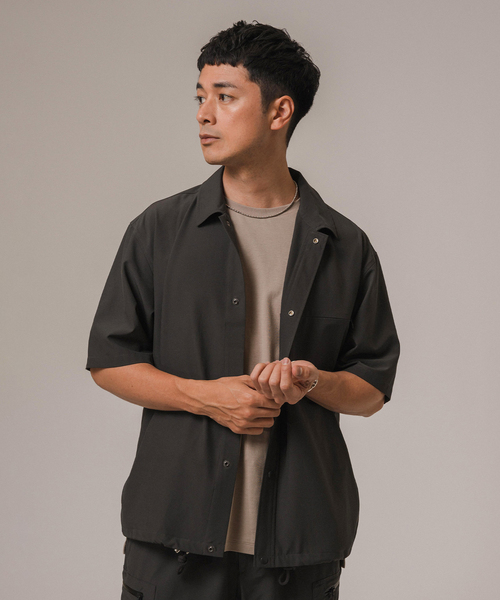 EDIFICE（エディフィス）の「テックエアー ウーブン コーチシャツ（シャツ/ブラウス・メンズ・チャコールグレー/ブラック・SMALL/MEDIUM/LARGE）」の20枚目の写真