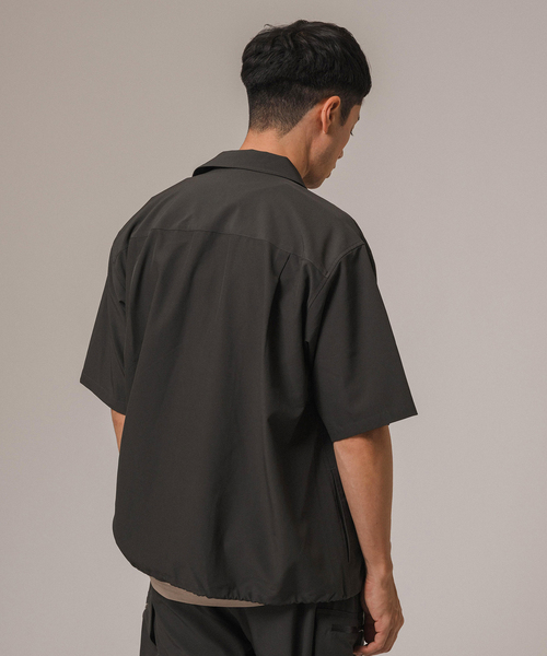 EDIFICE（エディフィス）の「テックエアー ウーブン コーチシャツ（シャツ/ブラウス・メンズ・チャコールグレー/ブラック・SMALL/MEDIUM/LARGE）」の18枚目の写真