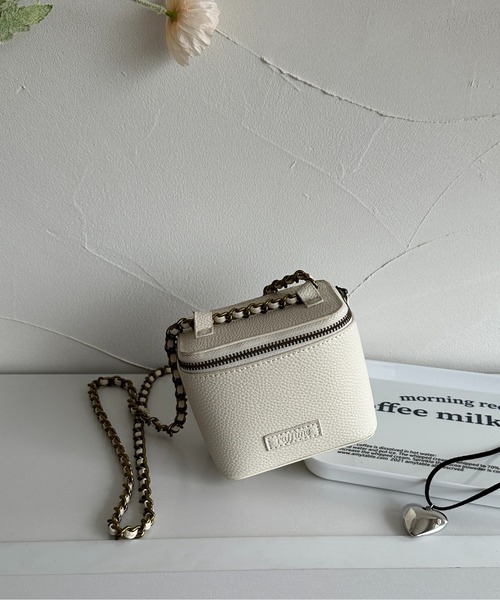 raffime(ラフィミー)の「ミニバニティバッグ(ショルダーバッグ・レディース・ピンクベージュ/アイボリー・フリー)」の3枚目の写真