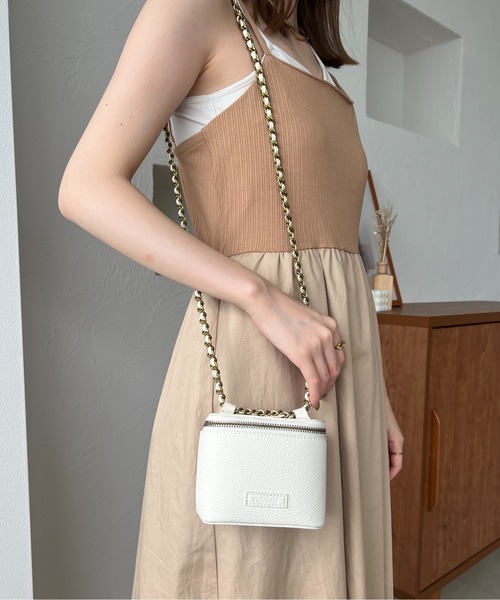 raffime(ラフィミー)の「ミニバニティバッグ(ショルダーバッグ・レディース・ピンクベージュ/アイボリー・フリー)」の19枚目の写真