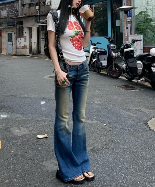 Vipoa(ヴィポア)の「LOGO PRINT BABY TEE(Tシャツ/カットソー・レディース・ホワイト・FREE)」の6枚目の写真