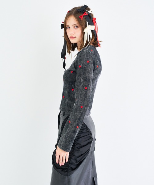 ANNA SUI NYC(アナ スイ エヌ ワイ シー)の「ヴィンテージライクハートステッチロングスリーブTシャツ(Tシャツ/カットソー・レディース・ブラック・FREE)」の6枚目の写真