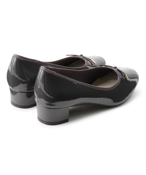 index（インデックス）の「ラウンドトゥヒールバレエシューズ（パンプス・レディース・ブラック/チャコールグレー/アイボリー系・02/03/01）」の9枚目の写真