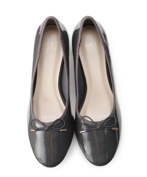 index（インデックス）の「ラウンドトゥヒールバレエシューズ（パンプス・レディース・ブラック/チャコールグレー/アイボリー系・02/03/01）」の10枚目の写真