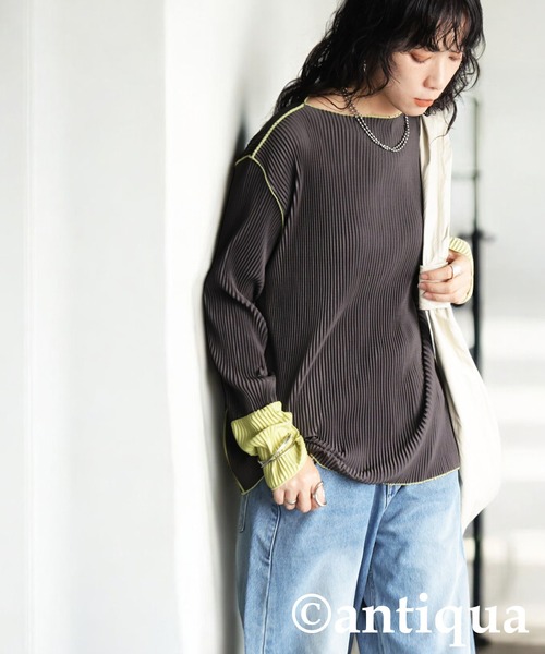 antiqua(アンティカ)の「配色プリーツトップス(Tシャツ/カットソー・レディース・アイボリー/ブラック/ダークグレー/ベージュ・ONESIZE)」の19枚目の写真