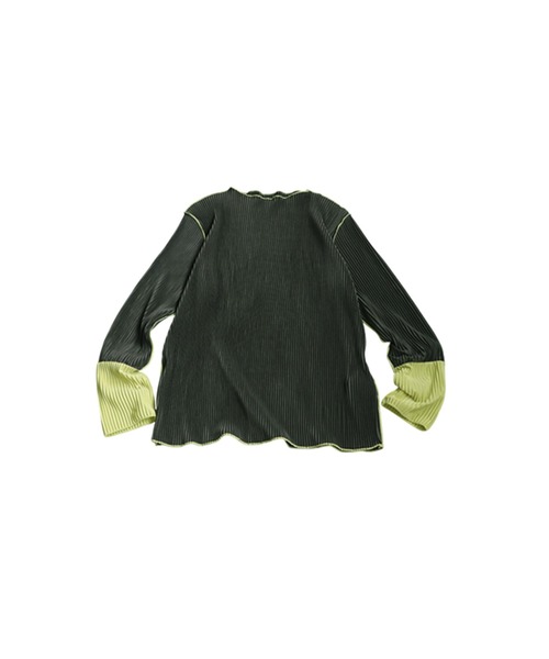 antiqua(アンティカ)の「配色プリーツトップス(Tシャツ/カットソー・レディース・アイボリー/ブラック/ダークグレー/ベージュ・ONESIZE)」の10枚目の写真