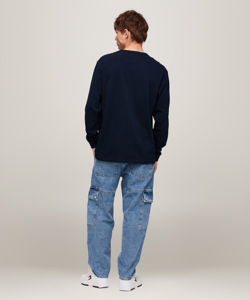 TOMMY HILFIGER(トミーヒルフィガー)の「レギュラーバッジロングスリーブTシャツ(Tシャツ/カットソー・メンズ・ネイビー/ホワイト・LARGE/MEDIUM/SMALL/X-LARGE)」の3枚目の写真