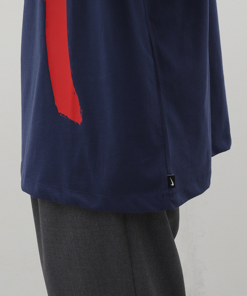NIKE(ナイキ)の「【NIKE / ナイキ】PSG M NK ICONIC AW TEE HF0826- 100/410 /133(Tシャツ/カットソー・メンズ・ネイビー/ホワイト/アイボリー・LARGE/SMALL/MEDIUM/X-LARGE/XX-LARGE)」の5枚目の写真
