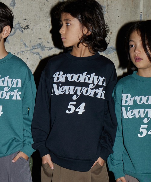 PAIRMANON STREET(ペアマノンストリート)の「【PAIRMANON STREET】裏毛 スウェット プリント トレーナー(スウェット・キッズ・グレー系その他/ブラック系その他2/ブラック/グリーン/ホワイト/イエロー/ブラウン系その他2/ブラック系その他/ブルー/グレー・120/150/90/140/130/110/100/160)」の14枚目の写真