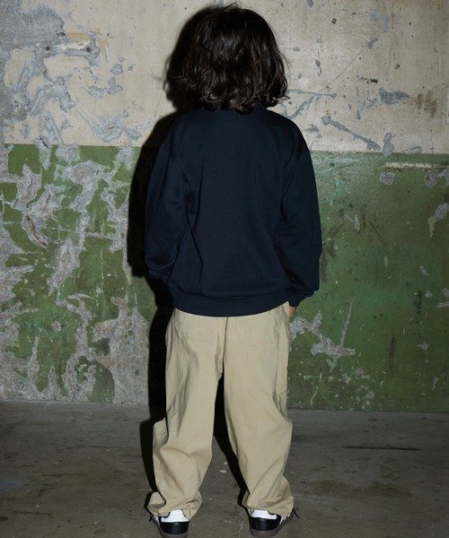 PAIRMANON STREET(ペアマノンストリート)の「【PAIRMANON STREET】裏毛 スウェット プリント トレーナー(スウェット・キッズ・グレー系その他/ブラック系その他2/ブラック/グリーン/ホワイト/イエロー/ブラウン系その他2/ブラック系その他/ブルー/グレー・120/150/90/140/130/110/100/160)」の20枚目の写真