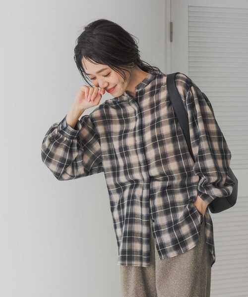 URBAN RESEARCH DOORS(アーバンリサーチドアーズ)の「シアーチェックシャツ(シャツ/ブラウス・レディース・ブラウン系その他/ブラック系その他・MEDIUM)」の5枚目の写真