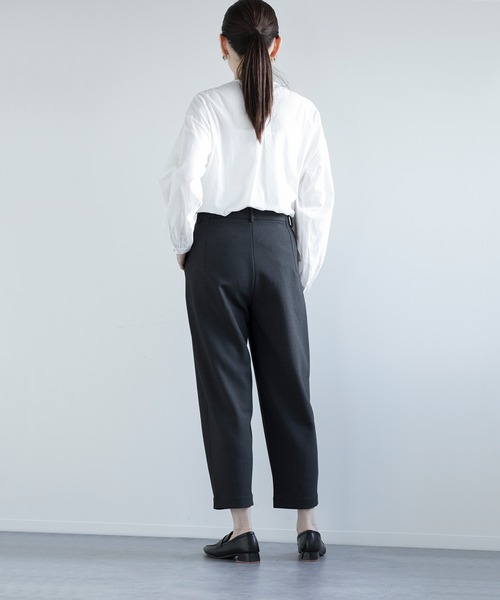 DECADE CLASSIC（ディケイド クラシック）の「【DECADE CLASSIC】センタープレス ウエストゴム テーパードパンツ (SS)（スラックス・レディース・ホワイト/ブラック/グレー・MEDIUM/LARGE/X-LARGE）」の16枚目の写真