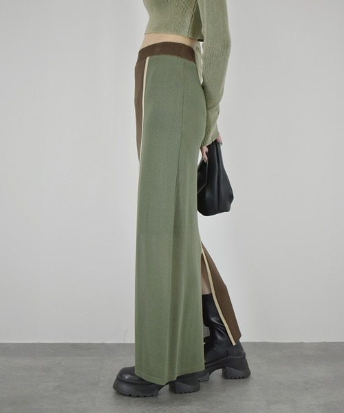 【ZOZO限定】配色ニットスカート／ ロング丈 タイト Iライン シンプル きれいめ レディライク 大人カジュアル オフィスカジュアル バイカラー 切り替えデザイン ベージュ グリーン ライム ブラウン（スカート）｜Reurie'（レウリィ）