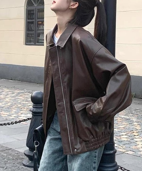efill（エフィル）の「レザー風　ブルゾン（ブルゾン・レディース・ブラウン・L）」の4枚目の写真