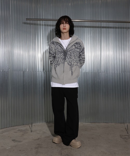 FOLLOWIN（フォロウィン）の「[UNISEX]ビッグバタフライ・アンゴラハイネックニットジップアップカーディガン（カーディガン/ボレロ・レディース・グレー/ブラック・FREE）」の12枚目の写真