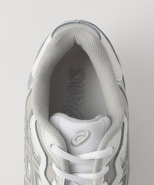 ASICS（アシックス）の「＜asics＞GEL-NYC/スニーカー（スニーカー・レディース・ホワイト・25cm/23.5cm/24.5cm/24cm）」の3枚目の写真