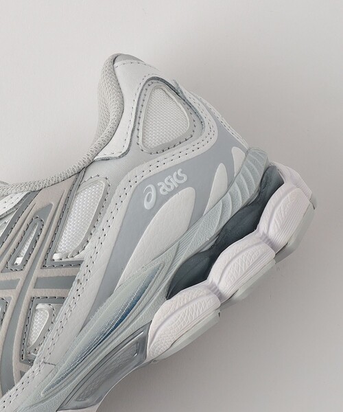 ASICS（アシックス）の「＜asics＞GEL-NYC/スニーカー（スニーカー・レディース・ホワイト・25cm/23.5cm/24.5cm/24cm）」の5枚目の写真