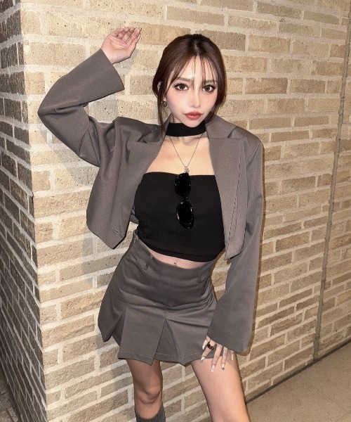 INTER FACTORY(インターファクトリー)の「Rina - ミニプリーツスカート(セットアップ可) made in INTERFACTORY(スカート・レディース・ブラック/グレー/ベージュ・SMALL/MEDIUM)」の13枚目の写真