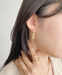 チェーンピアス