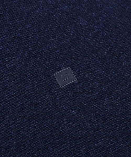 Acne Studios（アクネストゥディオズ）の「FA-UX-KNIT000108（ニット/セーター・メンズ・グレイッシュベージュ/ネイビー・M/L/S）」の6枚目の写真