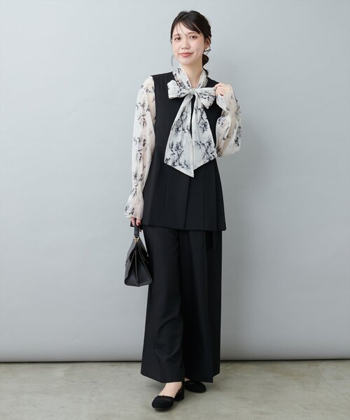 natural couture(ナチュラルクチュール)の「オケージョン対応可 / ツイルタックベスト(その他アウター・レディース・ブラック/ベージュ/ネイビー・FREE)」の6枚目の写真