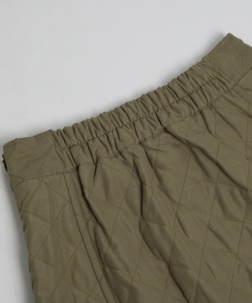La-gemme（ラジェム）の「Aラインキルティングスカート（スカート・レディース・カーキ/ブラック/ベージュ・M/L）」の20枚目の写真
