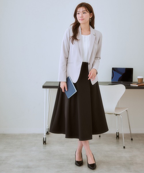 専用です！フレアスカート　８枚はぎ　毛100%  別売セットのジャケットあり 専用です！フレアスカート 8枚はぎ 毛100% 別売セットの