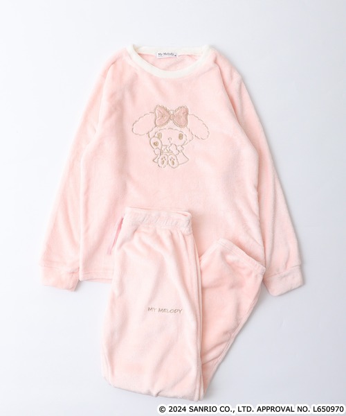 sanrio（サンリオ）の「サンリオキャラクターズ ボアフリース刺繍上下セット（ルームウェア/パジャマ・レディース・ピンク系その他/ブラック/ブラック系その他/サックスブルー系/ホワイト系その他/グリーン系その他/ピンク系その他2/サックスブルー系1・M/L）」の7枚目の写真