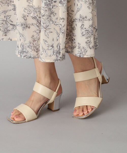 DRESSTERIOR（ドレステリア）の「バンドストラップサンダル（サンダル・レディース・ベージュ系その他7/ブラック・60/70/80）」の7枚目の写真
