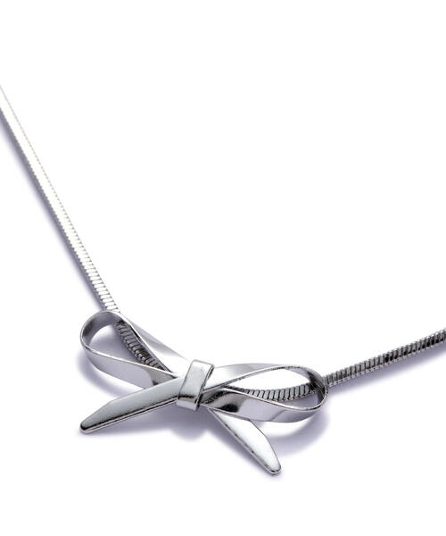 NATURAL BEAUTY BASIC（ナチュラルビューティーベーシック）の「メタルリボンチョーカー（チョーカー・レディース・ゴールド/シルバー・ﾌﾘ-）」の7枚目の写真