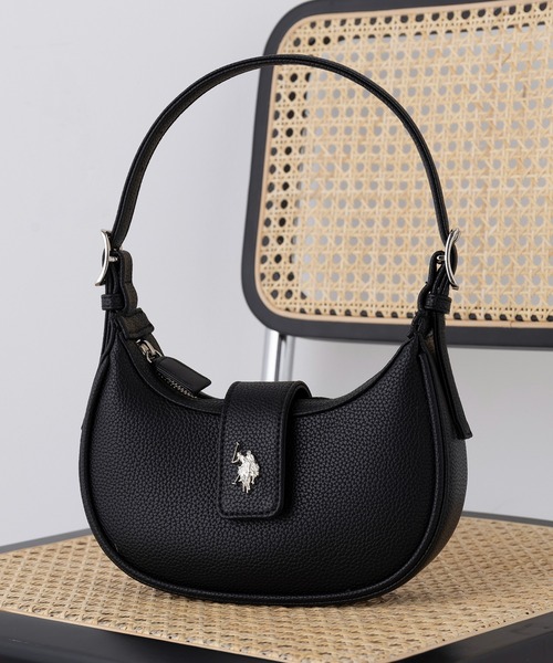 【US POLO ASSN】国内発送 ハーフムーンショルダーバッグ 𝙺𝚊𝚗𝚘. | ♡♡🐎 @uspoloassn_jp 🏷️ バカンスハーフムーン