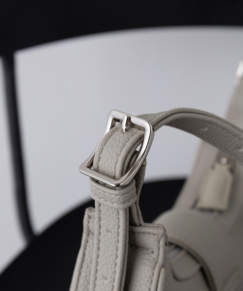 U.S. POLO ASSN.（ユーエスポロアッスン）の「【U.S. POLO ASSN.】≪別注≫ 3WAY Half Moon Bag / ハーフムーンショルダーバッグ  ハンドバッグ（ショルダーバッグ・レディース・ブラック/グレイッシュベージュ/ライトグレー/グリーン・FREE）」の16枚目の写真