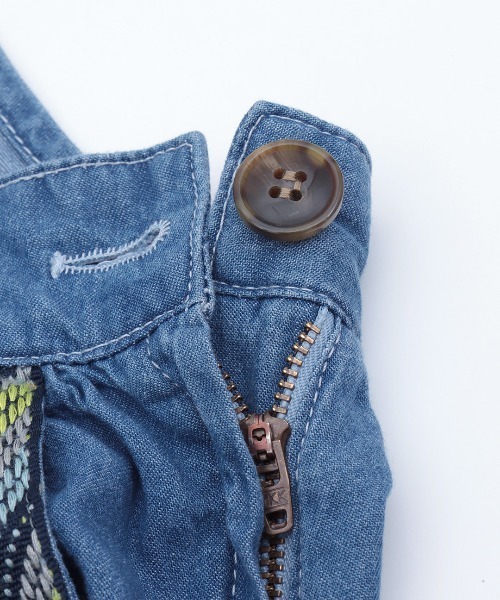 チチカカ（チチカカ）の「デニムジャンパースカート【大きいサイズ】（ジャンパースカート・レディース・ブルー/インディゴブルー・3L）」の16枚目の写真