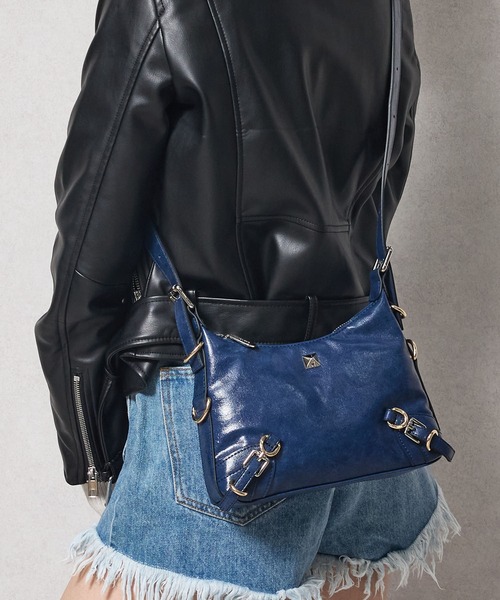 jouetie（ジュエティ）の「【jouetie/ジュエティ】ベルテッド　ヴィンテージクラッシュ　ミニショルダーバッグ（ショルダーバッグ・レディース・パイソン/ネイビー/オフホワイト/ブラック/キャメル/ブルー系その他・FREE）」の3枚目の写真