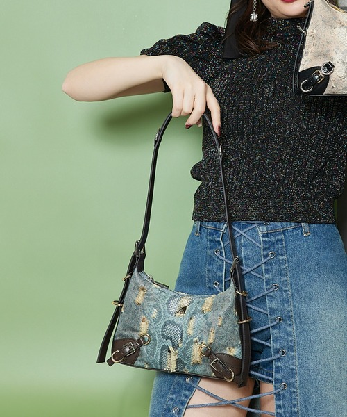 jouetie（ジュエティ）の「【jouetie/ジュエティ】ベルテッド　ヴィンテージクラッシュ　ミニショルダーバッグ（ショルダーバッグ・レディース・パイソン/ネイビー/オフホワイト/ブラック/キャメル/ブルー系その他・FREE）」の21枚目の写真