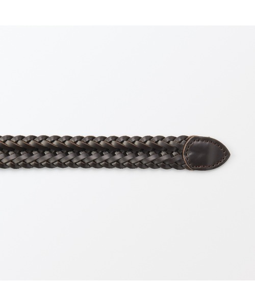 無印良品(ムジルシリョウヒン)の「ベジタブルタンニンレザー 手編みベルト 中幅(ベルト・メンズ・ダークブラウン/ブラック・110cm)」の3枚目の写真