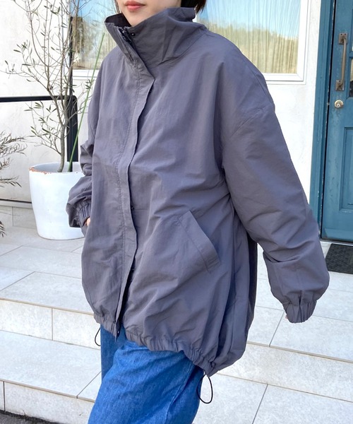 CRB（シーアールビー）の「スタンドブルゾン（ブルゾン・レディース・ベージュ/アイボリー/チャコールグレー/カーキ・F）」の2枚目の写真