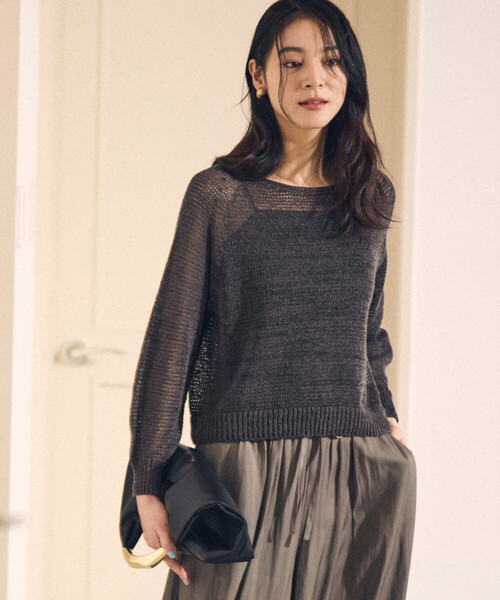 COMME CA ISM(コムサイズム)の「ホールガーメント ロングスリーブニット(ニット/セーター・レディース・チャコール/ベージュ・FREE)」の2枚目の写真