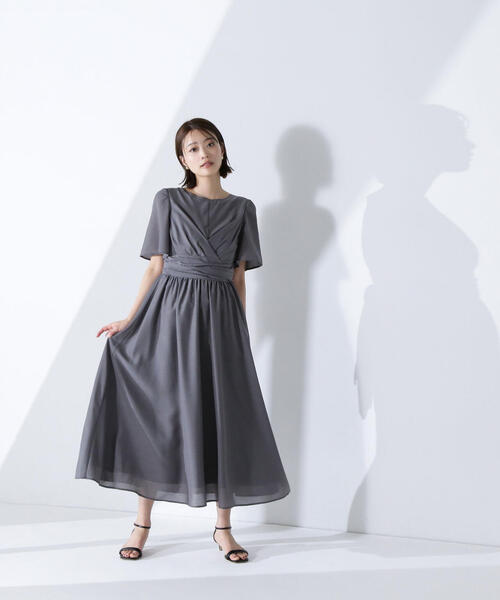 NATURAL BEAUTY BASIC(ナチュラルビューティーベーシック)の「◇カシュクールバックリボンワンピース(ワンピース・レディース・チャコールグレー/ベージュ/ダークブルー・P/S/SMALL/MEDIUM)」の4枚目の写真
