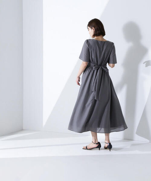 NATURAL BEAUTY BASIC(ナチュラルビューティーベーシック)の「◇カシュクールバックリボンワンピース(ワンピース・レディース・チャコールグレー/ベージュ/ダークブルー・P/S/SMALL/MEDIUM)」の7枚目の写真