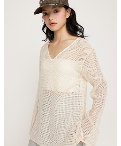 SLY（スライ）の「COTTON MESH 2WAY TOPS コットン メッシュ 2ウェイ トップス シアートップス（Tシャツ/カットソー・レディース・アイボリー/ブラック/ライトピンク・FREE）」の2枚目の写真