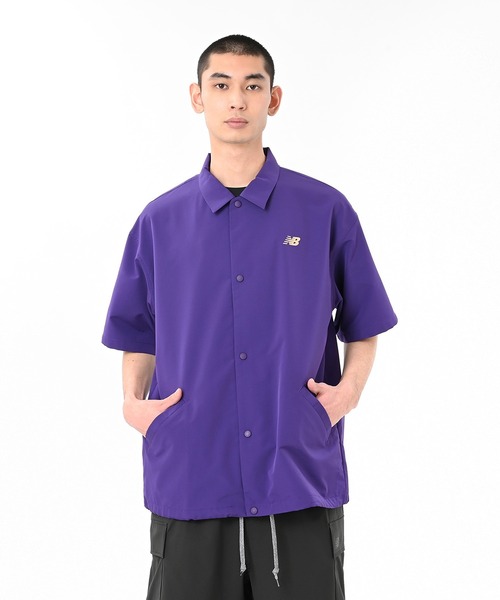 NEW BALANCE（ニューバランス）の「コーチシャツ（シャツ/ブラウス・メンズ・グレイッシュベージュ/ブラック/パープル・XX-LARGE/X-LARGE/LARGE/MEDIUM/SMALL）」の3枚目の写真