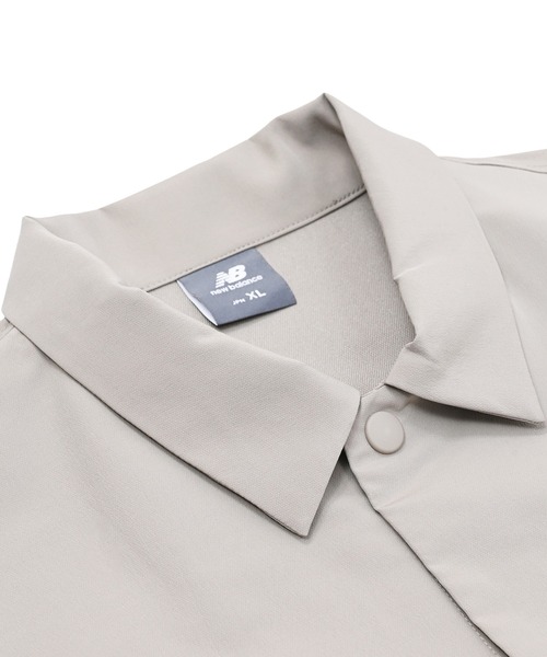 NEW BALANCE（ニューバランス）の「コーチシャツ（シャツ/ブラウス・メンズ・グレイッシュベージュ/ブラック/パープル・XX-LARGE/X-LARGE/LARGE/MEDIUM/SMALL）」の21枚目の写真