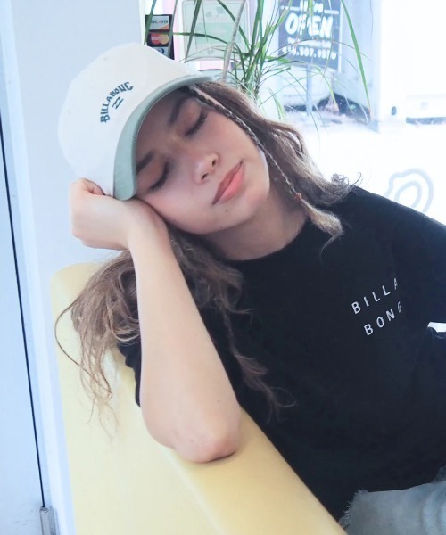 BILLABONG(ビラボン)の「BILLABONG レディース TWOTONE CAP キャップ 【2025年春夏モデル】/ビラボンアーチロゴ刺繍キャップ(帽子)(キャップ・レディース・ブルー/ブラック/グリーン系その他/オレンジ系その他・FREE)」の19枚目の写真