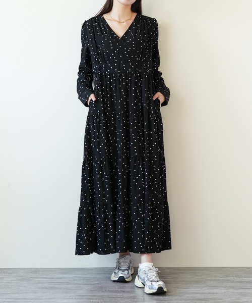 gossip!ロサンゼルス(ゴシップロサンゼルス)の「カシュクールデザイン ティアードワンピース(ワンピース・レディース・ライトベージュ/ブラック・FREE)」の13枚目の写真
