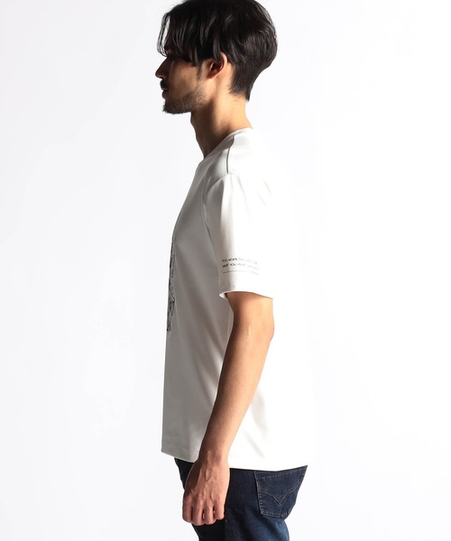 NICOLE CLUB FOR MEN(ニコルクラブフォーメン)の「ステンドグラスプリント・ロゴ刺繍半袖Tシャツ(Tシャツ/カットソー・メンズ・ブラック/オフホワイト/ミント/グレー系・MEDIUM/LARGE/X-LARGE)」の10枚目の写真